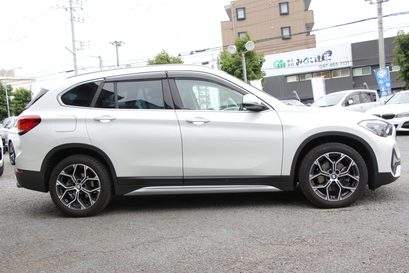 BMW X1 Xdrive18d Xﾗｲﾝ ﾊｲﾗｲﾝ 後期 1ｵｰﾅ 真珠色 ｺﾝﾌｫｰﾄP 追従ACC ﾋｰﾀｰ茶革 LEDﾍｯﾄﾞﾗｲﾄ&ﾃｰﾙ ﾜｲﾔﾚｽ充電 ｽﾗｲﾃﾞｨﾝｸﾞﾘｱｼｰﾄ ﾀｯﾁ画面HDDﾅﾋﾞPｱｼｽﾄ 電動Rｹﾞｰﾄ 衝突軽減ﾌﾞﾚｰｷ 車線逸脱警告 歩行者警告 2年保証