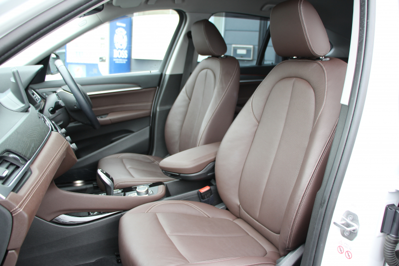 BMW X1 Xdrive18d Xﾗｲﾝ ﾊｲﾗｲﾝ 後期 1ｵｰﾅ 真珠色 ｺﾝﾌｫｰﾄP 追従ACC ﾋｰﾀｰ茶革 LEDﾍｯﾄﾞﾗｲﾄ&ﾃｰﾙ ﾜｲﾔﾚｽ充電 ｽﾗｲﾃﾞｨﾝｸﾞﾘｱｼｰﾄ ﾀｯﾁ画面HDDﾅﾋﾞPｱｼｽﾄ 電動Rｹﾞｰﾄ 衝突軽減ﾌﾞﾚｰｷ 車線逸脱警告 歩行者警告 2年保証