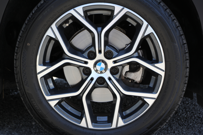 BMW X1 Xdrive18d Xﾗｲﾝ ﾊｲﾗｲﾝ 後期 1ｵｰﾅ Individualｶﾗｰ ｺﾝﾌｫｰﾄP 追従ACC ﾋｰﾀｰ付ｵｲｽﾀｰﾚｻﾞｰ  LEDﾍｯﾄﾞﾗｲﾄ&ﾃｰﾙ ﾜｲﾔﾚｽ充電 ｽﾗｲﾃﾞｨﾝｸﾞﾘｱｼｰﾄ ﾀｯﾁ画面HDDﾅﾋﾞPｱｼｽﾄ 電動Rｹﾞｰﾄ 衝突軽減ﾌﾞﾚｰｷ 車線逸脱警告 歩行者警告 2年保証