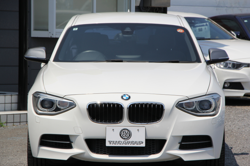 BMW 1シリーズ M135i ﾊﾟｰｷﾝｸﾞｻﾎﾟｰﾄP 直6ﾀｰﾎﾞ320馬力 ｱﾀﾞﾌﾟﾃｨﾌﾞMｻｽ ﾄﾞﾗｲﾋﾞﾝｸﾞｱｼｽﾄ 衝突軽減ﾌﾞﾚｰｷ 車線逸脱警告 歩行者警告 ﾀｯﾁﾊﾟｯﾄﾞ対応HDDﾅﾋﾞBｶﾒﾗ 専用ｴｱﾛ 18AW 専用ﾌﾞﾚｰｷ 左右独立ｵｰﾄｴｱｺﾝ ﾊﾟﾄﾞﾙｼﾌﾄ 8速AT 2年保証