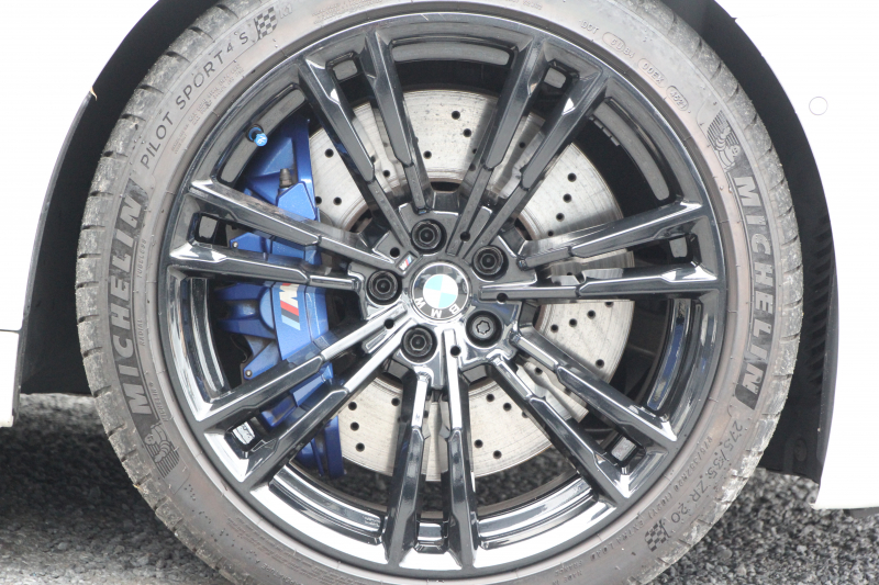 BMW Mシリーズ M5 ｺﾝﾌｫｰﾄP 4WD 600馬力 Mxdrive ﾌﾙﾚｻﾞｰﾒﾘﾉｲﾝﾃﾘｱ ｱﾗｺﾞﾝﾌﾞﾗｳﾝ V8ﾂｲﾝﾀｰﾎﾞﾃﾞｨｽﾌﾟﾚｲｷｰ ﾏｯｻｰｼﾞﾍﾞﾝﾁﾚｰｼｮﾝ 全席ﾋｰﾀｰ ﾊｰﾏﾝｶｰﾄﾞﾝ ｽﾃｱﾘﾝｸﾞﾋｰﾀｰ 追従ACC HUD 360度ｶﾒﾗ LEDﾍｯﾄﾞﾗｲﾄ ﾀｯﾁ画面ﾅﾋﾞｿﾌﾄｸﾛｰｽﾞﾄﾞｱ 2年保証