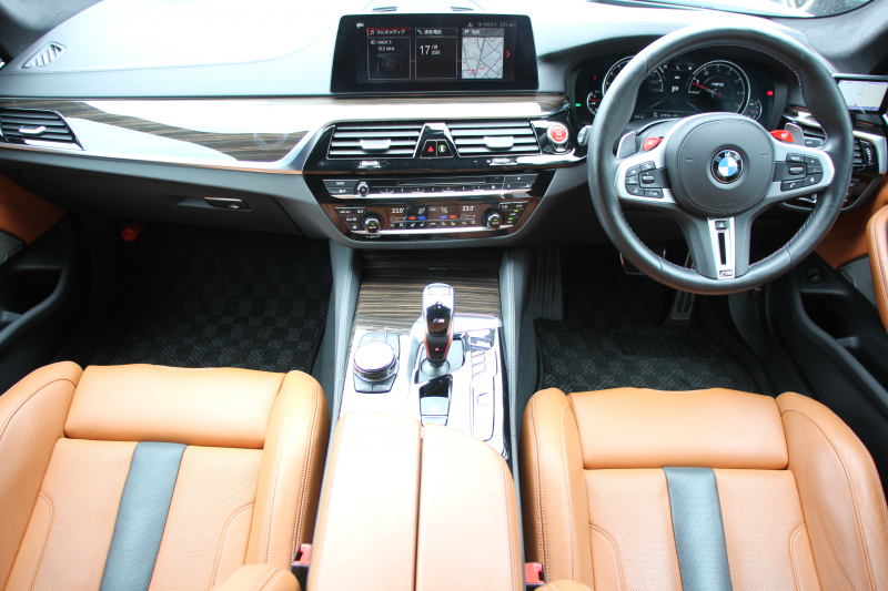 BMW Mシリーズ M5 ｺﾝﾌｫｰﾄP 4WD 600馬力 Mxdrive ﾌﾙﾚｻﾞｰﾒﾘﾉｲﾝﾃﾘｱ ｱﾗｺﾞﾝﾌﾞﾗｳﾝ V8ﾂｲﾝﾀｰﾎﾞﾃﾞｨｽﾌﾟﾚｲｷｰ ﾏｯｻｰｼﾞﾍﾞﾝﾁﾚｰｼｮﾝ 全席ﾋｰﾀｰ ﾊｰﾏﾝｶｰﾄﾞﾝ ｽﾃｱﾘﾝｸﾞﾋｰﾀｰ 追従ACC HUD 360度ｶﾒﾗ LEDﾍｯﾄﾞﾗｲﾄ ﾀｯﾁ画面ﾅﾋﾞｿﾌﾄｸﾛｰｽﾞﾄﾞｱ 2年保証
