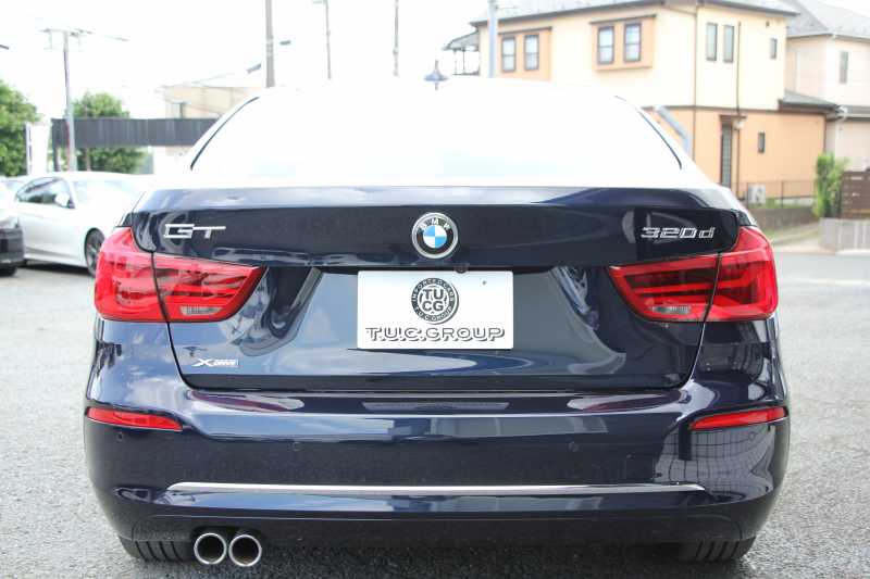 BMW 3シリーズ 320d Xdrive ｸﾞﾗﾝﾂｰﾘｽﾓ ﾗｸﾞｼﾞｭｱﾘｰ LCI後期 4WD ﾋｰﾀｰ茶革 LEDﾍｯﾄﾞﾗｲﾄ &ﾃｰﾙ 追従ACC ﾚｰﾝﾁｪﾝｼﾞ警告 衝突軽減ﾌﾞﾚｰｷ ﾄｯﾌﾟﾋﾞｭｰ&ｻｲﾄﾞﾋﾞｭｰｶﾒﾗ ﾀｯﾁ画面HDDﾅﾋﾞ電動ﾄﾗﾝｸ ｽﾏｰﾄｵｰﾌﾟﾝ&ｸﾛｰｽﾞｸﾛｰﾑﾗｲﾝ 2年保証