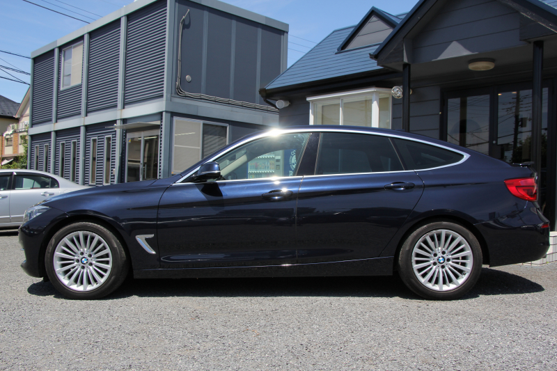 BMW 3シリーズ 320d Xdrive ｸﾞﾗﾝﾂｰﾘｽﾓ ﾗｸﾞｼﾞｭｱﾘｰ LCI後期 4WD ﾋｰﾀｰ茶革 LEDﾍｯﾄﾞﾗｲﾄ &ﾃｰﾙ 追従ACC ﾚｰﾝﾁｪﾝｼﾞ警告 衝突軽減ﾌﾞﾚｰｷ ﾄｯﾌﾟﾋﾞｭｰ&ｻｲﾄﾞﾋﾞｭｰｶﾒﾗ ﾀｯﾁ画面HDDﾅﾋﾞ電動ﾄﾗﾝｸ ｽﾏｰﾄｵｰﾌﾟﾝ&ｸﾛｰｽﾞｸﾛｰﾑﾗｲﾝ 2年保証