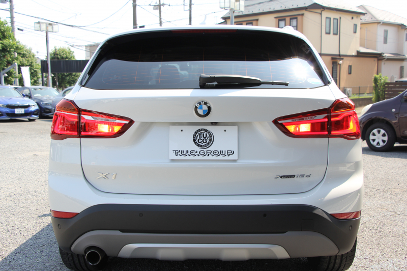 BMW X1 Xdrive18d Xﾗｲﾝ ﾊｲﾗｲﾝ ｺﾝﾌｫｰﾄP 中期ﾓﾃﾞﾙ 新ﾒｰﾀｰ 新ﾃﾞｻﾞｲﾝ黒革ｼｰﾄ 追従ACC HUD 変更後ﾀｯﾁ画面HDDﾅﾋﾞPｱｼｽﾄ Bｶﾒﾗ 新ﾙｰﾑﾐﾗｰ 電動ﾘｱｹﾞｰﾄ 衝突軽減ﾌﾞﾚｰｷ 車線逸脱警告 歩行者警告 ｱﾝﾋﾞｴﾝﾄﾗｲﾄ ｽﾏｰﾄｷｰ 2年保証