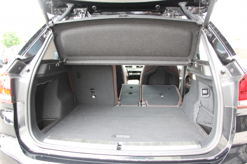 BMW X1 Xdrive18d Xﾗｲﾝ ﾊｲﾗｲﾝ ｺﾝﾌｫｰﾄP 後期 追従ACC ﾋｰﾀｰ茶革 LEDﾍｯﾄﾞﾗｲﾄ&ﾃｰﾙ ﾜｲﾔﾚｽ充電 ｽﾗｲﾃﾞｨﾝｸﾞﾘｱｼｰﾄ ﾀｯﾁ画面HDDﾅﾋﾞPｱｼｽﾄ 電動ﾘｱｹﾞｰﾄ 衝突軽減ﾌﾞﾚｰｷ 車線逸脱警告 歩行者警告 18AW 2年保証