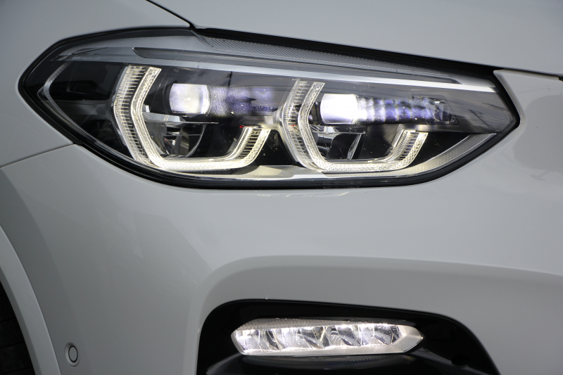 BMW X3 Xdrive20d Mｽﾎﾟｰﾂ  ﾊｲﾗｲﾝ ｾﾚｸﾄP ﾊﾟﾉﾗﾏｻﾝﾙｰﾌ ﾊｰﾏﾝｶｰﾄﾞﾝ 全席ﾋｰﾀｰ付ｺﾆｬｯｸ革 HUD LEDﾍｯﾄﾞﾗｲﾄ ﾀｯﾁﾊﾟﾈﾙ対応HDDﾅﾋﾞTV 液晶ﾒｰﾀｰ 360度ｶﾒﾗ ｽﾃｱﾘﾝｸﾞｻﾎﾟｰﾄ 追従ACC 衝突軽減ﾌﾞﾚｰｷ 電動ﾄﾗﾝｸ 2年保証