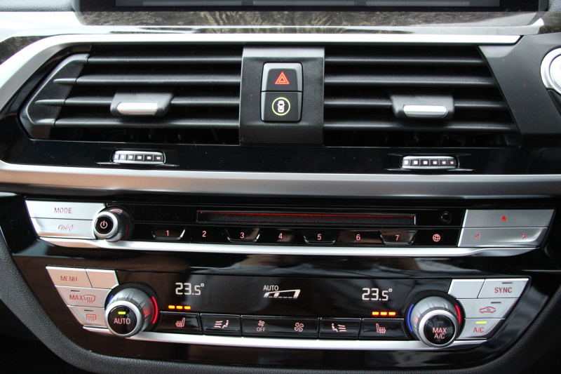 BMW X3 Xdrive20d Mｽﾎﾟｰﾂ  ﾊｲﾗｲﾝ ｾﾚｸﾄP ﾊﾟﾉﾗﾏｻﾝﾙｰﾌ ﾊｰﾏﾝｶｰﾄﾞﾝ 全席ﾋｰﾀｰ付ｺﾆｬｯｸ革 HUD LEDﾍｯﾄﾞﾗｲﾄ ﾀｯﾁﾊﾟﾈﾙ対応HDDﾅﾋﾞTV 液晶ﾒｰﾀｰ 360度ｶﾒﾗ ｽﾃｱﾘﾝｸﾞｻﾎﾟｰﾄ 追従ACC 衝突軽減ﾌﾞﾚｰｷ 電動ﾄﾗﾝｸ 2年保証