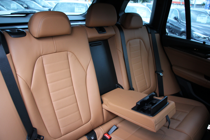 BMW X3 Xdrive20d Mｽﾎﾟｰﾂ  ﾊｲﾗｲﾝ ｾﾚｸﾄP ﾊﾟﾉﾗﾏｻﾝﾙｰﾌ ﾊｰﾏﾝｶｰﾄﾞﾝ 全席ﾋｰﾀｰ付ｺﾆｬｯｸ革 HUD LEDﾍｯﾄﾞﾗｲﾄ ﾀｯﾁﾊﾟﾈﾙ対応HDDﾅﾋﾞTV 液晶ﾒｰﾀｰ 360度ｶﾒﾗ ｽﾃｱﾘﾝｸﾞｻﾎﾟｰﾄ 追従ACC 衝突軽減ﾌﾞﾚｰｷ 電動ﾄﾗﾝｸ 2年保証