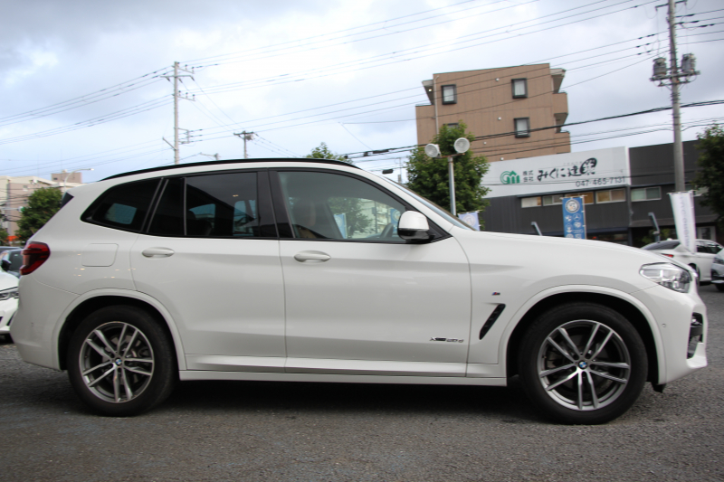 BMW X3 Xdrive20d Mｽﾎﾟｰﾂ  ﾊｲﾗｲﾝ ｾﾚｸﾄP ﾊﾟﾉﾗﾏｻﾝﾙｰﾌ ﾊｰﾏﾝｶｰﾄﾞﾝ 全席ﾋｰﾀｰ付ｺﾆｬｯｸ革 HUD LEDﾍｯﾄﾞﾗｲﾄ ﾀｯﾁﾊﾟﾈﾙ対応HDDﾅﾋﾞTV 液晶ﾒｰﾀｰ 360度ｶﾒﾗ ｽﾃｱﾘﾝｸﾞｻﾎﾟｰﾄ 追従ACC 衝突軽減ﾌﾞﾚｰｷ 電動ﾄﾗﾝｸ 2年保証