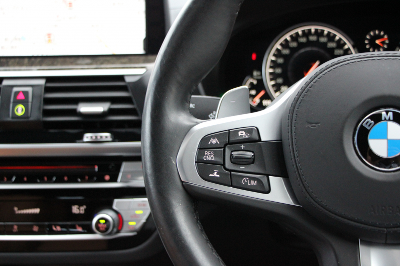 BMW X3 Xdrive20d Mｽﾎﾟｰﾂ  ﾊｲﾗｲﾝ ｾﾚｸﾄP ﾊﾟﾉﾗﾏｻﾝﾙｰﾌ ﾊｰﾏﾝｶｰﾄﾞﾝ 全席ﾋｰﾀｰ付ｺﾆｬｯｸ革 HUD LEDﾍｯﾄﾞﾗｲﾄ ﾀｯﾁﾊﾟﾈﾙ対応HDDﾅﾋﾞTV 液晶ﾒｰﾀｰ 360度ｶﾒﾗ ｽﾃｱﾘﾝｸﾞｻﾎﾟｰﾄ 追従ACC 衝突軽減ﾌﾞﾚｰｷ 電動ﾄﾗﾝｸ 2年保証