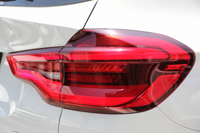 BMW X3 Xdrive20d Mｽﾎﾟｰﾂ ﾊｲﾗｲﾝ ｾﾚｸﾄP 中期 新型式3DA-UZ20 NEWｲﾝﾃﾘｱ ﾊﾟﾉﾗﾏｻﾝR 全席ﾋｰﾀｰ茶革 ﾊｰﾏﾝｶｰﾄﾞﾝ ｵﾌﾟｼｮﾝ20AW BMWﾗｲﾌﾞｺｯｸﾋﾟｯﾄﾞｱｯﾌﾟﾙｶｰﾌﾟﾚｲ ﾀｯﾁ画面対応HDDﾅﾋﾞLEDﾍｯﾄﾞﾗｲﾄ ｵｰﾄﾊｲﾋﾞｰﾑ 360度ｶﾒﾗ 電動ﾘｱｹﾞｰﾄ 2年保証