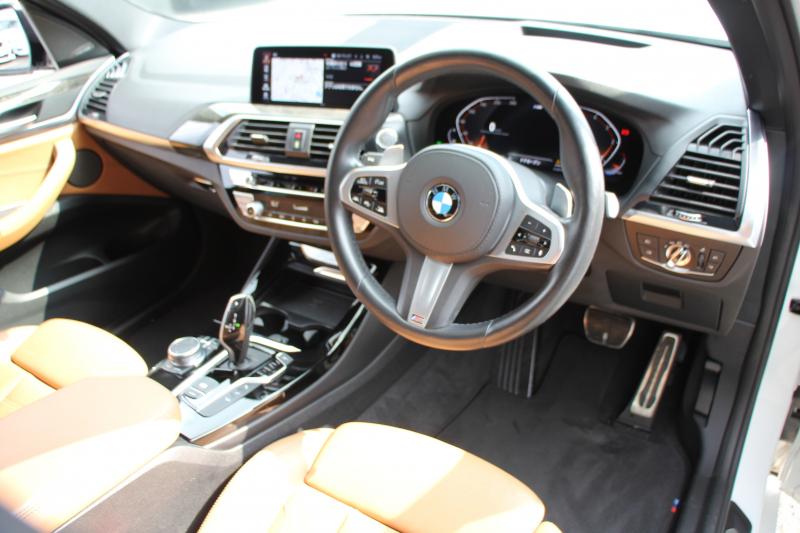 BMW X3 Xdrive20d Mｽﾎﾟｰﾂ ﾊｲﾗｲﾝ ｾﾚｸﾄP 中期 新型式3DA-UZ20 NEWｲﾝﾃﾘｱ ﾊﾟﾉﾗﾏｻﾝR 全席ﾋｰﾀｰ茶革 ﾊｰﾏﾝｶｰﾄﾞﾝ ｵﾌﾟｼｮﾝ20AW BMWﾗｲﾌﾞｺｯｸﾋﾟｯﾄﾞｱｯﾌﾟﾙｶｰﾌﾟﾚｲ ﾀｯﾁ画面対応HDDﾅﾋﾞLEDﾍｯﾄﾞﾗｲﾄ ｵｰﾄﾊｲﾋﾞｰﾑ 360度ｶﾒﾗ 電動ﾘｱｹﾞｰﾄ 2年保証