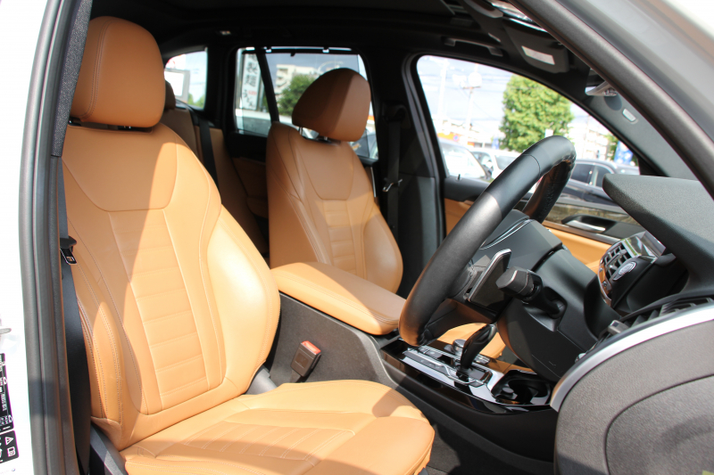 BMW X3 Xdrive20d Mｽﾎﾟｰﾂ ﾊｲﾗｲﾝ ｾﾚｸﾄP 中期 新型式3DA-UZ20 NEWｲﾝﾃﾘｱ ﾊﾟﾉﾗﾏｻﾝR 全席ﾋｰﾀｰ茶革 ﾊｰﾏﾝｶｰﾄﾞﾝ ｵﾌﾟｼｮﾝ20AW BMWﾗｲﾌﾞｺｯｸﾋﾟｯﾄﾞｱｯﾌﾟﾙｶｰﾌﾟﾚｲ ﾀｯﾁ画面対応HDDﾅﾋﾞLEDﾍｯﾄﾞﾗｲﾄ ｵｰﾄﾊｲﾋﾞｰﾑ 360度ｶﾒﾗ 電動ﾘｱｹﾞｰﾄ 2年保証