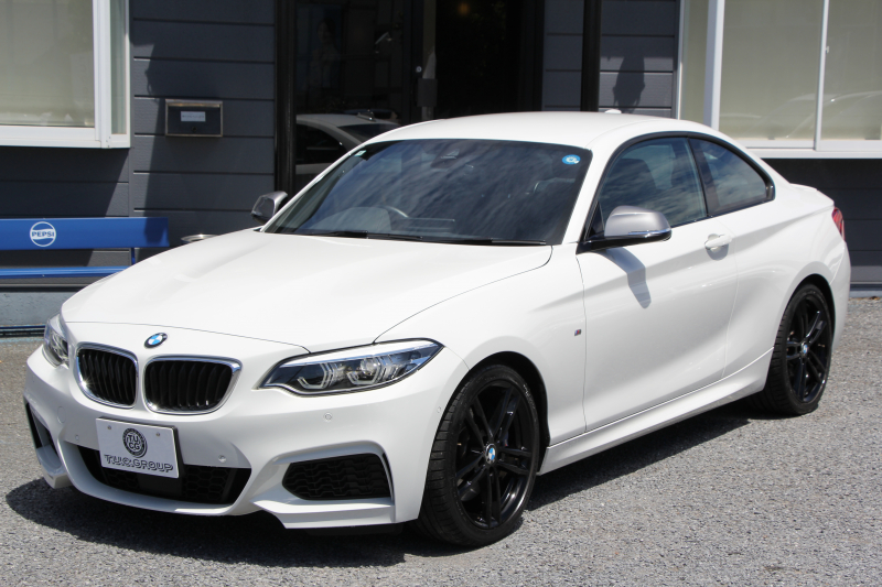 BMW 2シリーズ M240i ｸｰﾍﾟ後期 B58新ｴﾝｼﾞﾝ 直6ﾀｰﾎﾞ340馬力 追従ACC LEDﾍｯﾄﾞﾗｲﾄ LEDﾃｰﾙ ｼｰﾄﾋｰﾀｰ ｼﾞｪｯﾄﾌﾞﾗｯｸ19AW ｱﾀﾞﾌﾟﾃｨﾌﾞMｻｽ 専用ﾌﾞﾚｰｷ ﾀｯﾁ画面HDDﾅﾋﾞPｱｼｽﾄ ﾊﾟﾄﾞﾙｼﾌﾄ 8速AT 衝突軽減ﾌﾞﾚｰｷ 車線逸脱&歩行者警告 2年保証