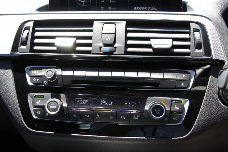 BMW 2シリーズ M240i ｸｰﾍﾟ後期 B58新ｴﾝｼﾞﾝ 直6ﾀｰﾎﾞ340馬力 追従ACC LEDﾍｯﾄﾞﾗｲﾄ LEDﾃｰﾙ ｼｰﾄﾋｰﾀｰ ｼﾞｪｯﾄﾌﾞﾗｯｸ19AW ｱﾀﾞﾌﾟﾃｨﾌﾞMｻｽ 専用ﾌﾞﾚｰｷ ﾀｯﾁ画面HDDﾅﾋﾞPｱｼｽﾄ ﾊﾟﾄﾞﾙｼﾌﾄ 8速AT 衝突軽減ﾌﾞﾚｰｷ 車線逸脱&歩行者警告 2年保証