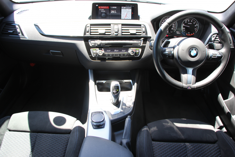 BMW 2シリーズ M240i ｸｰﾍﾟ後期 B58新ｴﾝｼﾞﾝ 直6ﾀｰﾎﾞ340馬力 追従ACC LEDﾍｯﾄﾞﾗｲﾄ LEDﾃｰﾙ ｼｰﾄﾋｰﾀｰ ｼﾞｪｯﾄﾌﾞﾗｯｸ19AW ｱﾀﾞﾌﾟﾃｨﾌﾞMｻｽ 専用ﾌﾞﾚｰｷ ﾀｯﾁ画面HDDﾅﾋﾞPｱｼｽﾄ ﾊﾟﾄﾞﾙｼﾌﾄ 8速AT 衝突軽減ﾌﾞﾚｰｷ 車線逸脱&歩行者警告 2年保証