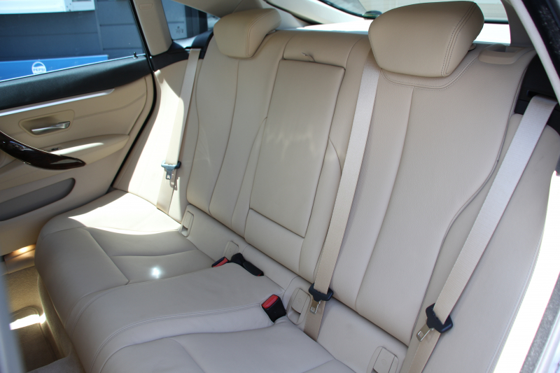 BMW 4シリーズ 420i ｸﾞﾗﾝｸｰﾍﾟﾗｸﾞｼﾞｭｱﾘｰ 後期 1ｵｰﾅ  真珠色 ﾋｰﾀｰ付ﾍﾞｰｼﾞｭﾚｻﾞｰ 液晶ﾒｰﾀｰ LEDﾍｯﾄﾞﾗｲﾄ&ﾃｰﾙ 追従ACC ﾚｰﾝﾁｪﾝｼﾞ警告 ﾌﾙｾｸﾞTV ﾄｯﾌﾟﾋﾞｭｰｶﾒﾗ ｻｲﾄﾞﾋﾞｭｰｶﾒﾗ Pｱｼｽﾄ ﾀｯﾁ画面HDDﾅﾋﾞ電動ﾄﾗﾝｸ ｽﾏｰﾄｷｰ 2年保証
