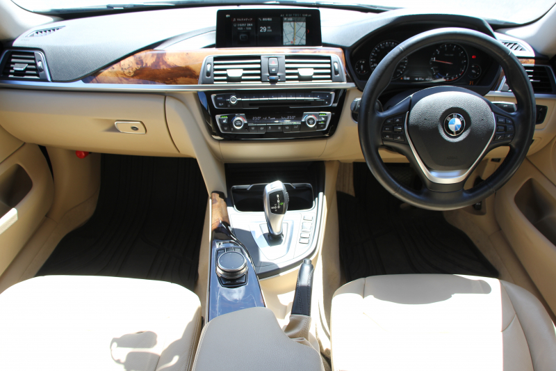 BMW 4シリーズ 420i ｸﾞﾗﾝｸｰﾍﾟﾗｸﾞｼﾞｭｱﾘｰ 後期 1ｵｰﾅ  真珠色 ﾋｰﾀｰ付ﾍﾞｰｼﾞｭﾚｻﾞｰ 液晶ﾒｰﾀｰ LEDﾍｯﾄﾞﾗｲﾄ&ﾃｰﾙ 追従ACC ﾚｰﾝﾁｪﾝｼﾞ警告 ﾌﾙｾｸﾞTV ﾄｯﾌﾟﾋﾞｭｰｶﾒﾗ ｻｲﾄﾞﾋﾞｭｰｶﾒﾗ Pｱｼｽﾄ ﾀｯﾁ画面HDDﾅﾋﾞ電動ﾄﾗﾝｸ ｽﾏｰﾄｷｰ 2年保証