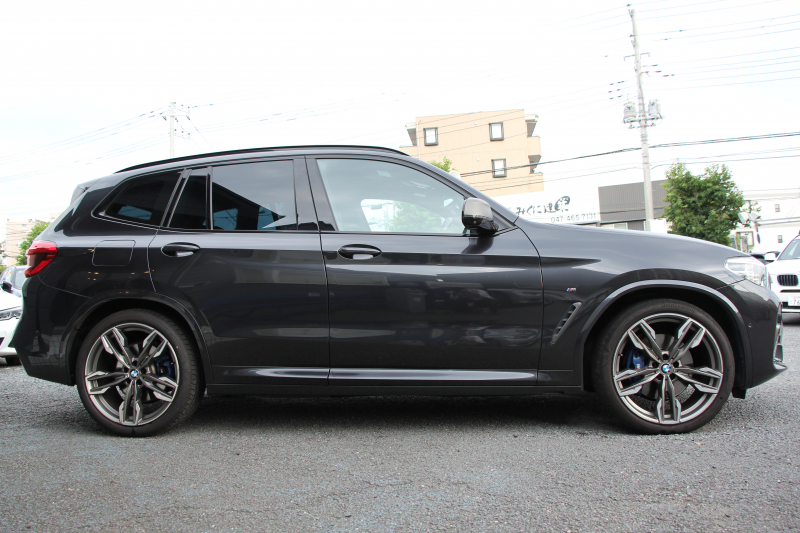 BMW X3 M40d ｾﾚｸﾄP 中期 新型式3CA-UZ7230 新ｴﾝｼﾞﾝ ﾏｲﾙﾄﾞHV ﾊﾟﾉﾗﾏｻﾝR 全席ﾋｰﾀｰ茶革 ﾊｰﾏﾝｶｰﾄﾞﾝ ﾘｱｼｰﾄ可倒調整 ｱﾀﾞﾌﾟﾃｨﾌﾞMｻｽ ｱﾝﾋﾞｴﾝﾄﾗｲﾄ BMWﾗｲﾌﾞｺｯｸﾋﾟｯﾄﾞﾀｯﾁ画面HDDﾅﾋﾞｱｯﾌﾟﾙｶｰﾌﾟﾚｲ 360度ｶﾒﾗ 電動ﾄﾗﾝｸ 2年保証