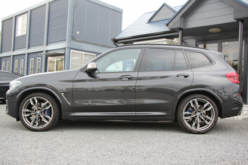 BMW X3 M40d ｾﾚｸﾄP 中期 新型式3CA-UZ7230 新ｴﾝｼﾞﾝ ﾏｲﾙﾄﾞHV ﾊﾟﾉﾗﾏｻﾝR 全席ﾋｰﾀｰ茶革 ﾊｰﾏﾝｶｰﾄﾞﾝ ﾘｱｼｰﾄ可倒調整 ｱﾀﾞﾌﾟﾃｨﾌﾞMｻｽ ｱﾝﾋﾞｴﾝﾄﾗｲﾄ BMWﾗｲﾌﾞｺｯｸﾋﾟｯﾄﾞﾀｯﾁ画面HDDﾅﾋﾞｱｯﾌﾟﾙｶｰﾌﾟﾚｲ 360度ｶﾒﾗ 電動ﾄﾗﾝｸ 2年保証