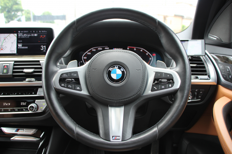 BMW X3 M40d ｾﾚｸﾄP 中期 新型式3CA-UZ7230 新ｴﾝｼﾞﾝ ﾏｲﾙﾄﾞHV ﾊﾟﾉﾗﾏｻﾝR 全席ﾋｰﾀｰ茶革 ﾊｰﾏﾝｶｰﾄﾞﾝ ﾘｱｼｰﾄ可倒調整 ｱﾀﾞﾌﾟﾃｨﾌﾞMｻｽ ｱﾝﾋﾞｴﾝﾄﾗｲﾄ BMWﾗｲﾌﾞｺｯｸﾋﾟｯﾄﾞﾀｯﾁ画面HDDﾅﾋﾞｱｯﾌﾟﾙｶｰﾌﾟﾚｲ 360度ｶﾒﾗ 電動ﾄﾗﾝｸ 2年保証