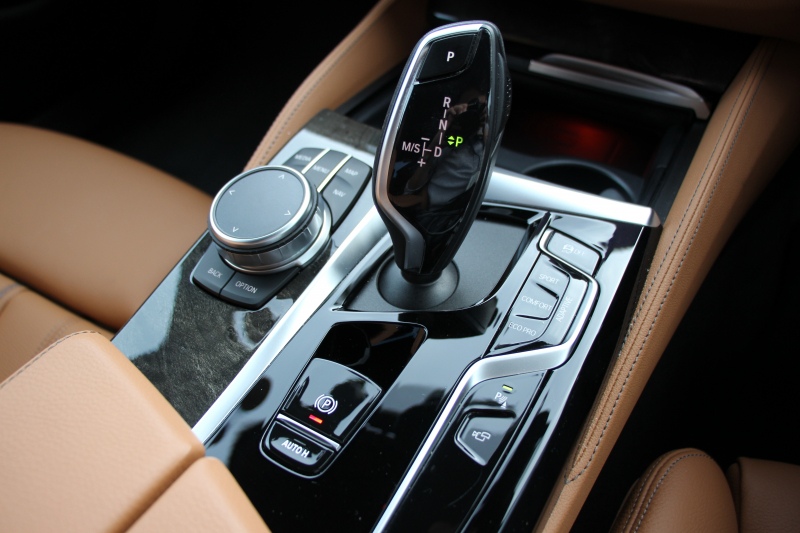 BMW 5シリーズ 530i Mｽﾎﾟｰﾂ 後期 1ｵｰﾅｰ 252馬力 全席ﾋｰﾀｰ茶革 渋滞ﾊﾝｽﾞｵﾌ 360度ｶﾒﾗ 追従ACC ｱﾀﾞﾌﾟﾃｨﾌﾞｻｽ Mspﾌﾞﾚｰｷ BMWﾗｲﾌﾞｺｯｸﾋﾟｯﾄﾞｱｯﾌﾟﾙｶｰﾌﾟﾚｲ ﾀｯﾁ画面HDDﾅﾋﾞTV 電動ﾄﾗﾝｸ LEDﾍｯﾄﾞﾗｲﾄ ｵｰﾄﾊｲﾋﾞｰﾑ 専用ｴｱﾛ 2年保証