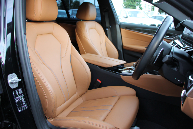 BMW 5シリーズ 530i Mｽﾎﾟｰﾂ 後期 1ｵｰﾅｰ 252馬力 全席ﾋｰﾀｰ茶革 渋滞ﾊﾝｽﾞｵﾌ 360度ｶﾒﾗ 追従ACC ｱﾀﾞﾌﾟﾃｨﾌﾞｻｽ Mspﾌﾞﾚｰｷ BMWﾗｲﾌﾞｺｯｸﾋﾟｯﾄﾞｱｯﾌﾟﾙｶｰﾌﾟﾚｲ ﾀｯﾁ画面HDDﾅﾋﾞTV 電動ﾄﾗﾝｸ LEDﾍｯﾄﾞﾗｲﾄ ｵｰﾄﾊｲﾋﾞｰﾑ 専用ｴｱﾛ 2年保証