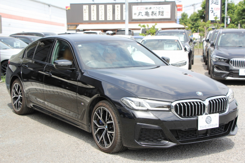 BMW 5シリーズ 530i Mｽﾎﾟｰﾂ 後期 1ｵｰﾅｰ 252馬力 全席ﾋｰﾀｰ茶革 渋滞ﾊﾝｽﾞｵﾌ 360度ｶﾒﾗ 追従ACC ｱﾀﾞﾌﾟﾃｨﾌﾞｻｽ Mspﾌﾞﾚｰｷ BMWﾗｲﾌﾞｺｯｸﾋﾟｯﾄﾞｱｯﾌﾟﾙｶｰﾌﾟﾚｲ ﾀｯﾁ画面HDDﾅﾋﾞTV 電動ﾄﾗﾝｸ LEDﾍｯﾄﾞﾗｲﾄ ｵｰﾄﾊｲﾋﾞｰﾑ 専用ｴｱﾛ 2年保証