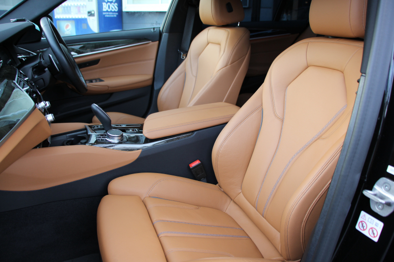 BMW 5シリーズ 530i Mｽﾎﾟｰﾂ 後期 1ｵｰﾅｰ 252馬力 全席ﾋｰﾀｰ茶革 渋滞ﾊﾝｽﾞｵﾌ 360度ｶﾒﾗ 追従ACC ｱﾀﾞﾌﾟﾃｨﾌﾞｻｽ Mspﾌﾞﾚｰｷ BMWﾗｲﾌﾞｺｯｸﾋﾟｯﾄﾞｱｯﾌﾟﾙｶｰﾌﾟﾚｲ ﾀｯﾁ画面HDDﾅﾋﾞTV 電動ﾄﾗﾝｸ LEDﾍｯﾄﾞﾗｲﾄ ｵｰﾄﾊｲﾋﾞｰﾑ 専用ｴｱﾛ 2年保証