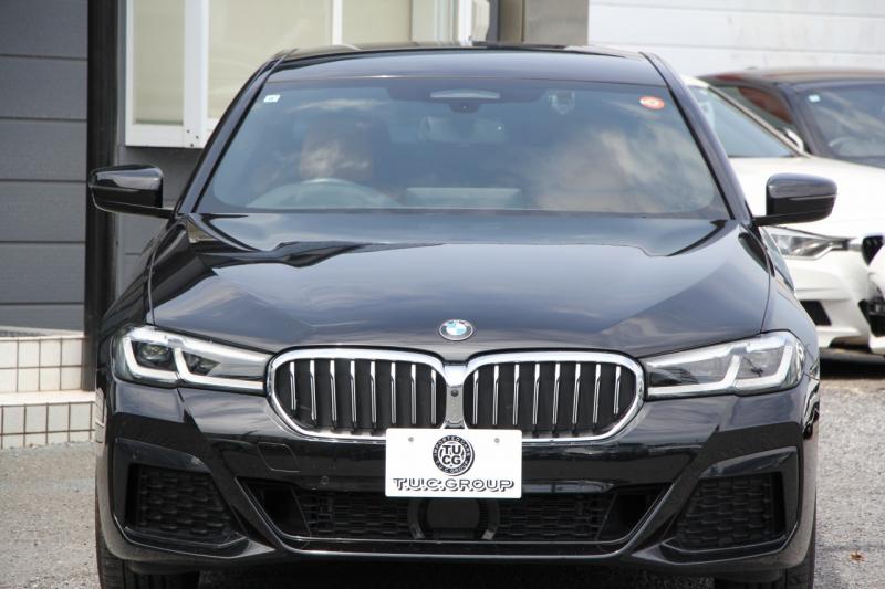 BMW 5シリーズ 530i Mｽﾎﾟｰﾂ 後期 1ｵｰﾅｰ 252馬力 全席ﾋｰﾀｰ茶革 渋滞ﾊﾝｽﾞｵﾌ 360度ｶﾒﾗ 追従ACC ｱﾀﾞﾌﾟﾃｨﾌﾞｻｽ Mspﾌﾞﾚｰｷ BMWﾗｲﾌﾞｺｯｸﾋﾟｯﾄﾞｱｯﾌﾟﾙｶｰﾌﾟﾚｲ ﾀｯﾁ画面HDDﾅﾋﾞTV 電動ﾄﾗﾝｸ LEDﾍｯﾄﾞﾗｲﾄ ｵｰﾄﾊｲﾋﾞｰﾑ 専用ｴｱﾛ 2年保証