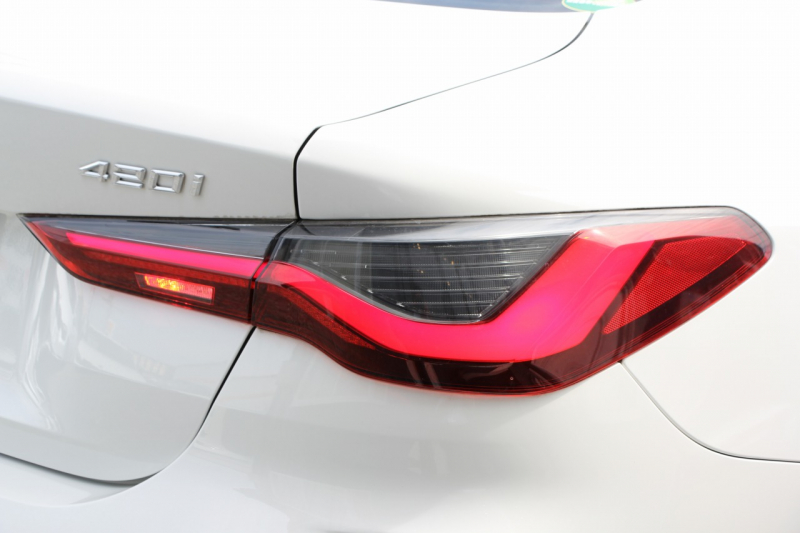 BMW 4シリーズ 420i ｸｰﾍﾟMｽﾎﾟｰﾂ 1ｵｰﾅ ﾋｰﾀｰ黒革 追従ACC 渋滞ﾊﾝｽﾞｵﾌ LEDﾍｯﾄﾞﾗｲﾄ ｵｰﾄﾊｲﾋﾞｰﾑ ﾜｲﾔﾚｽ充電 ﾀｯﾁ画面HDDﾅﾋﾞｱｯﾌﾟﾙｶｰﾌﾟﾚｲ BMWﾗｲﾌﾞｺｯｸﾋﾟｯﾄ ｱﾝﾋﾞｴﾝﾄﾗｲﾄ Hi-fiｽﾋﾟｰｶｰ 追従ACC ﾊﾟｰｷﾝｸﾞｱｼｽﾄ BMWﾗｲﾌﾞｺｯｸﾋﾟｯﾄﾞ2年保証