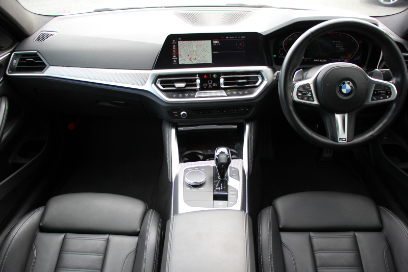 BMW 4シリーズ 420i ｸｰﾍﾟMｽﾎﾟｰﾂ 1ｵｰﾅ ﾋｰﾀｰ黒革 追従ACC 渋滞ﾊﾝｽﾞｵﾌ LEDﾍｯﾄﾞﾗｲﾄ ｵｰﾄﾊｲﾋﾞｰﾑ ﾜｲﾔﾚｽ充電 ﾀｯﾁ画面HDDﾅﾋﾞｱｯﾌﾟﾙｶｰﾌﾟﾚｲ BMWﾗｲﾌﾞｺｯｸﾋﾟｯﾄ ｱﾝﾋﾞｴﾝﾄﾗｲﾄ Hi-fiｽﾋﾟｰｶｰ 追従ACC ﾊﾟｰｷﾝｸﾞｱｼｽﾄ BMWﾗｲﾌﾞｺｯｸﾋﾟｯﾄﾞ2年保証