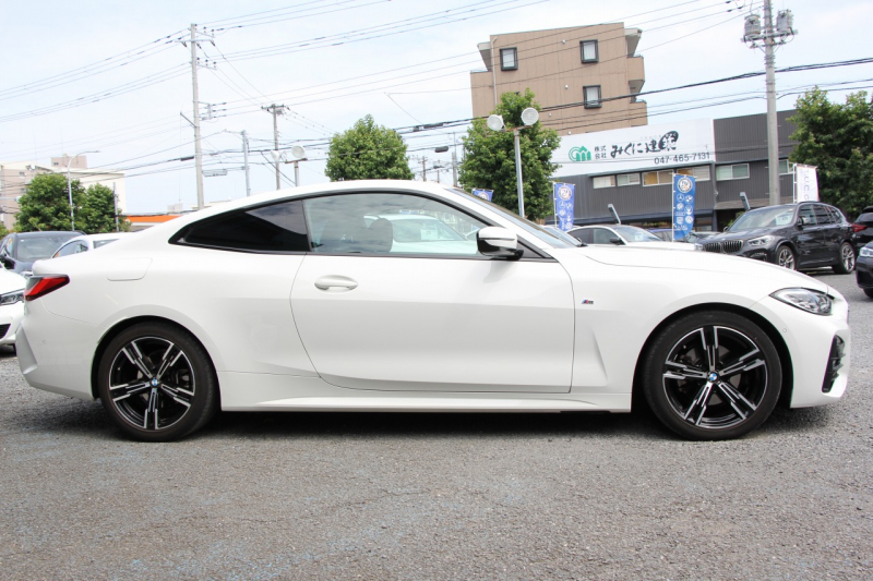 BMW 4シリーズ 420i ｸｰﾍﾟMｽﾎﾟｰﾂ 1ｵｰﾅ ﾋｰﾀｰ黒革 追従ACC 渋滞ﾊﾝｽﾞｵﾌ LEDﾍｯﾄﾞﾗｲﾄ ｵｰﾄﾊｲﾋﾞｰﾑ ﾜｲﾔﾚｽ充電 ﾀｯﾁ画面HDDﾅﾋﾞｱｯﾌﾟﾙｶｰﾌﾟﾚｲ BMWﾗｲﾌﾞｺｯｸﾋﾟｯﾄ ｱﾝﾋﾞｴﾝﾄﾗｲﾄ Hi-fiｽﾋﾟｰｶｰ 追従ACC ﾊﾟｰｷﾝｸﾞｱｼｽﾄ BMWﾗｲﾌﾞｺｯｸﾋﾟｯﾄﾞ2年保証