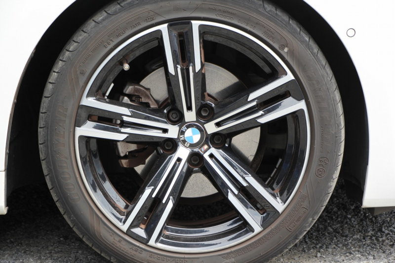 BMW 4シリーズ 420i ｸｰﾍﾟMｽﾎﾟｰﾂ 1ｵｰﾅ ﾋｰﾀｰ黒革 追従ACC 渋滞ﾊﾝｽﾞｵﾌ LEDﾍｯﾄﾞﾗｲﾄ ｵｰﾄﾊｲﾋﾞｰﾑ ﾜｲﾔﾚｽ充電 ﾀｯﾁ画面HDDﾅﾋﾞｱｯﾌﾟﾙｶｰﾌﾟﾚｲ BMWﾗｲﾌﾞｺｯｸﾋﾟｯﾄ ｱﾝﾋﾞｴﾝﾄﾗｲﾄ Hi-fiｽﾋﾟｰｶｰ 追従ACC ﾊﾟｰｷﾝｸﾞｱｼｽﾄ BMWﾗｲﾌﾞｺｯｸﾋﾟｯﾄﾞ2年保証