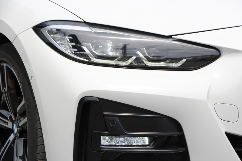 BMW 4シリーズ 420i ｸｰﾍﾟMｽﾎﾟｰﾂ 1ｵｰﾅ ﾋｰﾀｰ黒革 追従ACC 渋滞ﾊﾝｽﾞｵﾌ LEDﾍｯﾄﾞﾗｲﾄ ｵｰﾄﾊｲﾋﾞｰﾑ ﾜｲﾔﾚｽ充電 ﾀｯﾁ画面HDDﾅﾋﾞｱｯﾌﾟﾙｶｰﾌﾟﾚｲ BMWﾗｲﾌﾞｺｯｸﾋﾟｯﾄ ｱﾝﾋﾞｴﾝﾄﾗｲﾄ Hi-fiｽﾋﾟｰｶｰ 追従ACC ﾊﾟｰｷﾝｸﾞｱｼｽﾄ BMWﾗｲﾌﾞｺｯｸﾋﾟｯﾄﾞ2年保証