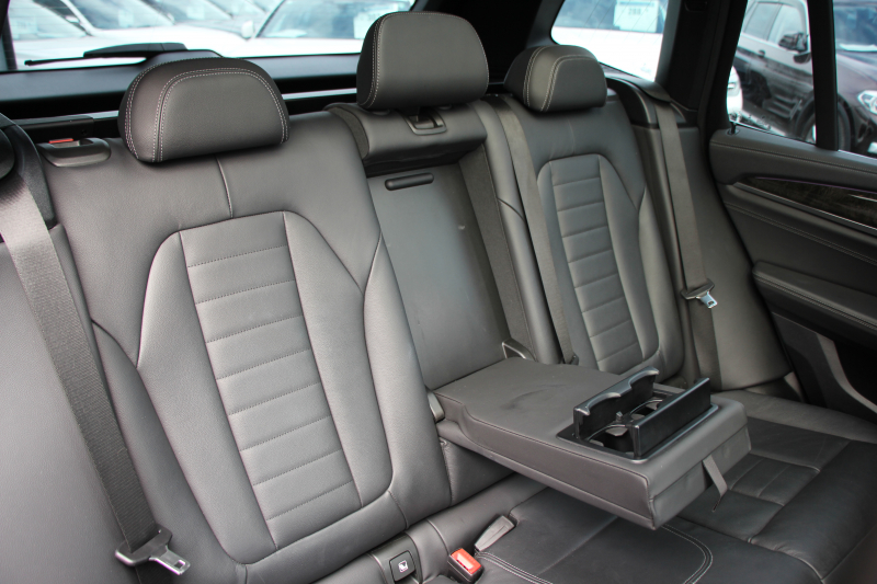 BMW X3 M40d 326馬力 3.0Lﾃﾞｨｰｾﾞﾙﾀｰﾎﾞﾊﾟﾉﾗﾏｻﾝﾙｰﾌ 全席ﾋｰﾀｰ黒革 ﾘｱｼｰﾄ可倒調整 ｱﾝﾋﾞｴﾝﾄﾗｲﾄ 21AW 追従ACC HUD 液晶ﾒｰﾀｰ ｽﾃｱﾘﾝｸﾞｻﾎﾟｰﾄ ﾀｯﾁ画面HDDﾅﾋﾞ360度ｶﾒﾗ LEDﾍｯﾄﾞﾗｲﾄ ｵｰﾄﾊｲﾋﾞｰﾑ 専用ﾃﾞﾌ&ﾌﾞﾚｰｷ 2年保証