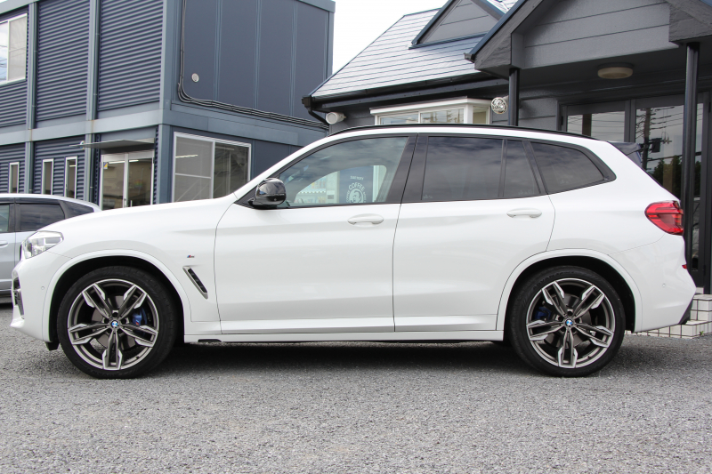 BMW X3 M40d 326馬力 3.0Lﾃﾞｨｰｾﾞﾙﾀｰﾎﾞﾊﾟﾉﾗﾏｻﾝﾙｰﾌ 全席ﾋｰﾀｰ黒革 ﾘｱｼｰﾄ可倒調整 ｱﾝﾋﾞｴﾝﾄﾗｲﾄ 21AW 追従ACC HUD 液晶ﾒｰﾀｰ ｽﾃｱﾘﾝｸﾞｻﾎﾟｰﾄ ﾀｯﾁ画面HDDﾅﾋﾞ360度ｶﾒﾗ LEDﾍｯﾄﾞﾗｲﾄ ｵｰﾄﾊｲﾋﾞｰﾑ 専用ﾃﾞﾌ&ﾌﾞﾚｰｷ 2年保証