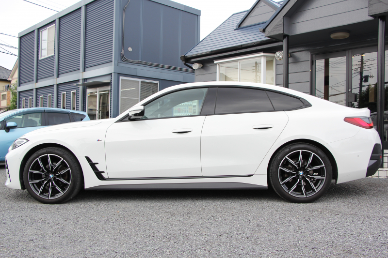 BMW 4シリーズ 420i ｸﾞﾗﾝｸｰﾍﾟMｽﾎﾟｰﾂ ﾊｲﾗｲﾝ ｻｳﾝﾄﾞP ｺﾝﾌｫｰﾄP 1ｵﾅ ﾋｰﾀｰ黒革 ﾊｰﾏﾝｶｰﾄﾞﾝ ﾌﾙｾｸﾞTV 360度ｶﾒﾗ ｵﾌﾟｼｮﾝ19AW 渋滞ﾊﾝｽﾞｵﾌ 追従ACC ｱｯﾌﾟﾙｶｰﾌﾟﾚｲ LEDﾍｯﾄﾞﾗｲﾄ ｱﾝﾋﾞｴﾝﾄﾗｲﾄ ﾜｲﾔﾚｽ充電 Mﾘｱｽﾎﾟｲﾗｰ 電動ﾄﾗﾝｸ 2年保証