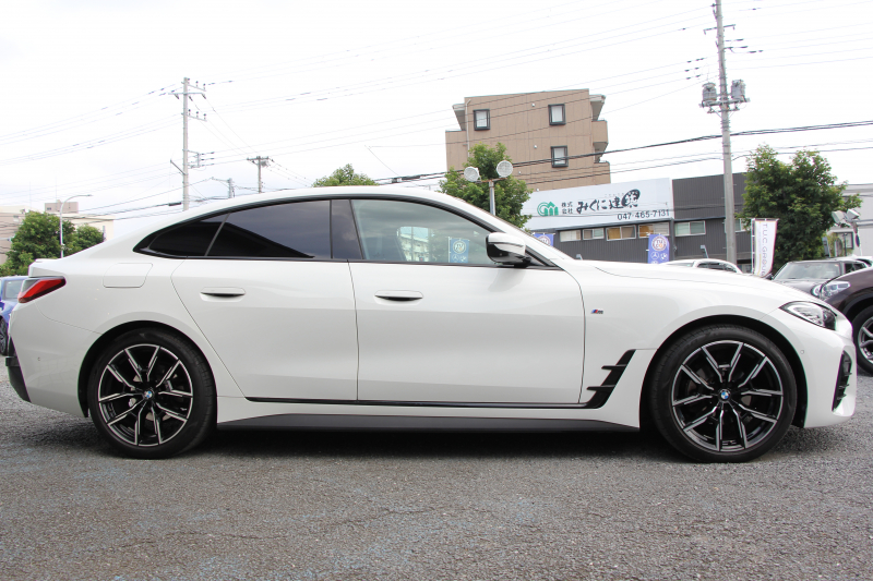 BMW 4シリーズ 420i ｸﾞﾗﾝｸｰﾍﾟMｽﾎﾟｰﾂ ﾊｲﾗｲﾝ ｻｳﾝﾄﾞP ｺﾝﾌｫｰﾄP 1ｵﾅ ﾋｰﾀｰ黒革 ﾊｰﾏﾝｶｰﾄﾞﾝ ﾌﾙｾｸﾞTV 360度ｶﾒﾗ ｵﾌﾟｼｮﾝ19AW 渋滞ﾊﾝｽﾞｵﾌ 追従ACC ｱｯﾌﾟﾙｶｰﾌﾟﾚｲ LEDﾍｯﾄﾞﾗｲﾄ ｱﾝﾋﾞｴﾝﾄﾗｲﾄ ﾜｲﾔﾚｽ充電 Mﾘｱｽﾎﾟｲﾗｰ 電動ﾄﾗﾝｸ 2年保証