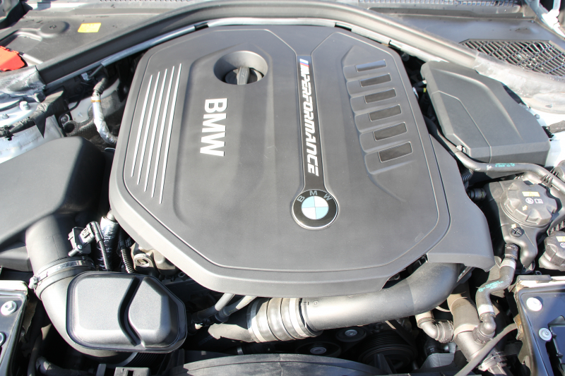 BMW 1シリーズ M140i 後期 1ｵｰﾅ 340馬力 直6ﾀｰﾎﾞB58新ｴﾝｼﾞﾝ LEDﾍｯﾄﾞﾗｲﾄ KW車高調 ﾊｰﾏﾝｶｰﾄﾞﾝ 専用ﾌﾞﾚｰｷ BBS18AW HDDﾅﾋﾞ衝突軽減ﾌﾞﾚｰｷ 車線逸脱警告 歩行者警告 ﾌﾞﾚｰｷ付ｸﾙｺﾝ 専用ｴｱﾛ 後輪駆動 8速AT 2年保証