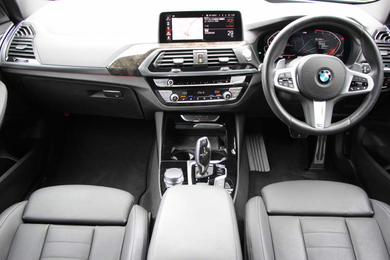 BMW X3 Xdrive20d Mｽﾎﾟｰﾂ ﾊｲﾗｲﾝ 中期 新型式3DA-UZ20 1ｵﾅ 全席ﾋｰﾀｰ黒革 ｱｸﾃｨﾌﾞﾍﾞﾝﾁﾚｰｼｮﾝ ｱﾝﾋﾞｴﾝﾄﾗｲﾄ BMWﾗｲﾌﾞｺｯｸﾋﾟｯﾄﾞHUD 変更後ﾀｯﾁ画面HDDﾅﾋﾞAppleCarPlay Hifiｽﾋﾟｰｶｰ 360度ｶﾒﾗ ｵﾌﾟｼｮﾝ20AW 追従ACC 衝突軽減ﾌﾞﾚｰｷ 2年保証