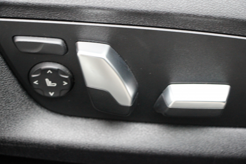 BMW 5シリーズ 523d ﾂｰﾘﾝｸﾞMｽﾎﾟｰﾂ ﾊｲﾗｲﾝ 燃費19.4㎞/L 全席ﾋｰﾀｰ黒革 HUD LEDﾍｯﾄﾞﾗｲﾄ ｵｰﾄﾊｲﾋﾞｰﾑ 追従ACC ｽﾃｱﾘﾝｸﾞｻﾎﾟｰﾄ 液晶ﾒｰﾀｰ ﾀｯﾁ画面HDDﾅﾋﾞTV 360度ｶﾒﾗ 電動ﾘｱｹﾞｰﾄ 19AW 専用ｴｱﾛ ｱﾝﾋﾞｴﾝﾄﾗｲﾄ 2年保証