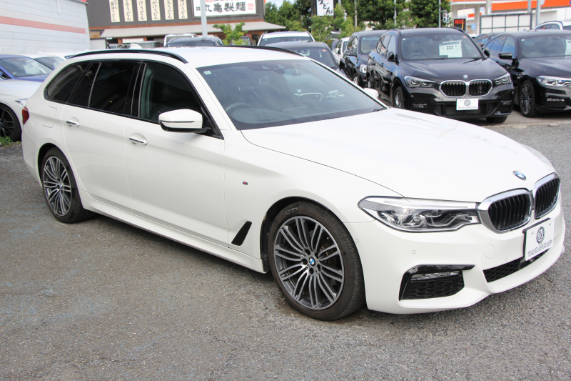 BMW 5シリーズ 523d ﾂｰﾘﾝｸﾞMｽﾎﾟｰﾂ ﾊｲﾗｲﾝ 燃費19.4㎞/L 全席ﾋｰﾀｰ黒革 HUD LEDﾍｯﾄﾞﾗｲﾄ ｵｰﾄﾊｲﾋﾞｰﾑ 追従ACC ｽﾃｱﾘﾝｸﾞｻﾎﾟｰﾄ 液晶ﾒｰﾀｰ ﾀｯﾁ画面HDDﾅﾋﾞTV 360度ｶﾒﾗ 電動ﾘｱｹﾞｰﾄ 19AW 専用ｴｱﾛ ｱﾝﾋﾞｴﾝﾄﾗｲﾄ 2年保証