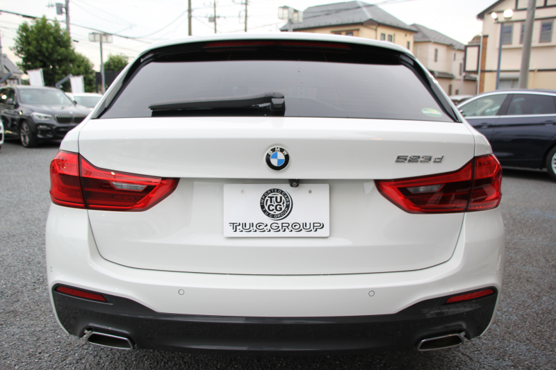 BMW 5シリーズ 523d ﾂｰﾘﾝｸﾞMｽﾎﾟｰﾂ ﾊｲﾗｲﾝ 燃費19.4㎞/L 全席ﾋｰﾀｰ黒革 HUD LEDﾍｯﾄﾞﾗｲﾄ ｵｰﾄﾊｲﾋﾞｰﾑ 追従ACC ｽﾃｱﾘﾝｸﾞｻﾎﾟｰﾄ 液晶ﾒｰﾀｰ ﾀｯﾁ画面HDDﾅﾋﾞTV 360度ｶﾒﾗ 電動ﾘｱｹﾞｰﾄ 19AW 専用ｴｱﾛ ｱﾝﾋﾞｴﾝﾄﾗｲﾄ 2年保証