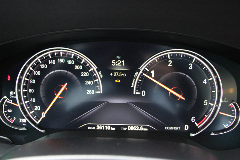 BMW 5シリーズ 523d ﾂｰﾘﾝｸﾞMｽﾎﾟｰﾂ ﾊｲﾗｲﾝ 燃費19.4㎞/L 全席ﾋｰﾀｰ黒革 HUD LEDﾍｯﾄﾞﾗｲﾄ ｵｰﾄﾊｲﾋﾞｰﾑ 追従ACC ｽﾃｱﾘﾝｸﾞｻﾎﾟｰﾄ 液晶ﾒｰﾀｰ ﾀｯﾁ画面HDDﾅﾋﾞTV 360度ｶﾒﾗ 電動ﾘｱｹﾞｰﾄ 19AW 専用ｴｱﾛ ｱﾝﾋﾞｴﾝﾄﾗｲﾄ 2年保証
