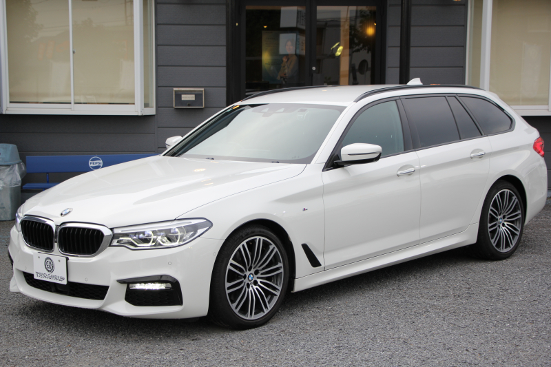 BMW 5シリーズ 523d ﾂｰﾘﾝｸﾞMｽﾎﾟｰﾂ ﾊｲﾗｲﾝ 燃費19.4㎞/L 全席ﾋｰﾀｰ黒革 HUD LEDﾍｯﾄﾞﾗｲﾄ ｵｰﾄﾊｲﾋﾞｰﾑ 追従ACC ｽﾃｱﾘﾝｸﾞｻﾎﾟｰﾄ 液晶ﾒｰﾀｰ ﾀｯﾁ画面HDDﾅﾋﾞTV 360度ｶﾒﾗ 電動ﾘｱｹﾞｰﾄ 19AW 専用ｴｱﾛ ｱﾝﾋﾞｴﾝﾄﾗｲﾄ 2年保証
