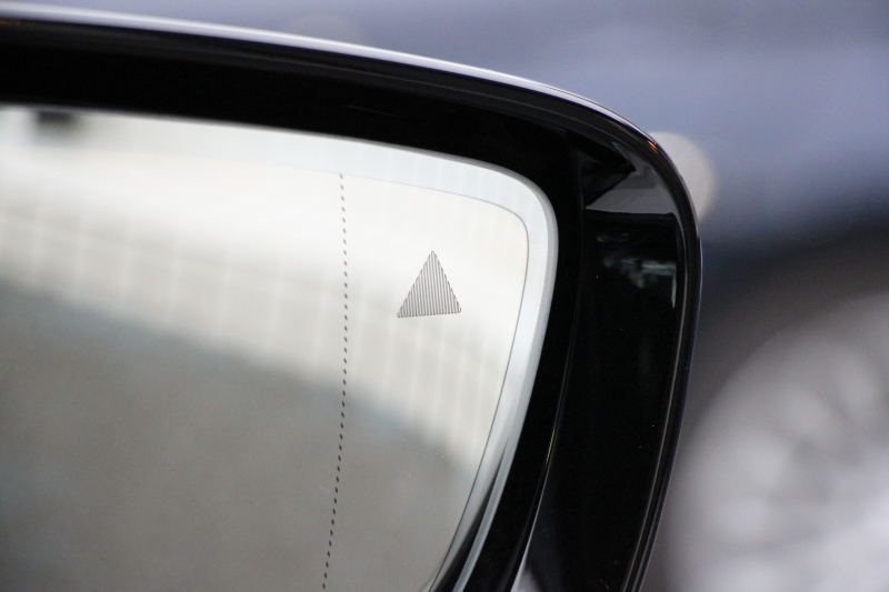 BMW 5シリーズ 523d ﾂｰﾘﾝｸﾞMｽﾎﾟｰﾂ ﾊｲﾗｲﾝ 燃費19.4㎞/L 全席ﾋｰﾀｰ黒革 HUD LEDﾍｯﾄﾞﾗｲﾄ ｵｰﾄﾊｲﾋﾞｰﾑ 追従ACC ｽﾃｱﾘﾝｸﾞｻﾎﾟｰﾄ 液晶ﾒｰﾀｰ ﾀｯﾁ画面HDDﾅﾋﾞTV 360度ｶﾒﾗ 電動ﾘｱｹﾞｰﾄ 19AW 専用ｴｱﾛ ｱﾝﾋﾞｴﾝﾄﾗｲﾄ 2年保証