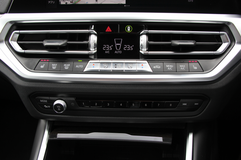 BMW 3シリーズ 330i Mｽﾎﾟｰﾂ ﾃﾞﾋﾞｭｰP ｲﾉﾍﾞｰｼｮﾝP ｺﾝﾌｫｰﾄP 高出力 258馬力 ﾋｰﾀｰ黒革 ﾚｰｻﾞｰﾗｲﾄ HUD ｼﾞｪｽﾁｬｰC 追従ACC 渋滞ﾊﾝｽﾞｵﾌ 360度ｶﾒﾗ Mｽﾎﾟｰﾂﾌﾞﾚｰｷ ﾀｯﾁ画面HDDﾅﾋﾞｱｯﾌﾟﾙｶｰﾌﾟﾚｲ 電動ﾄﾗﾝｸ ﾜｲﾔﾚｽ充電 2年保証