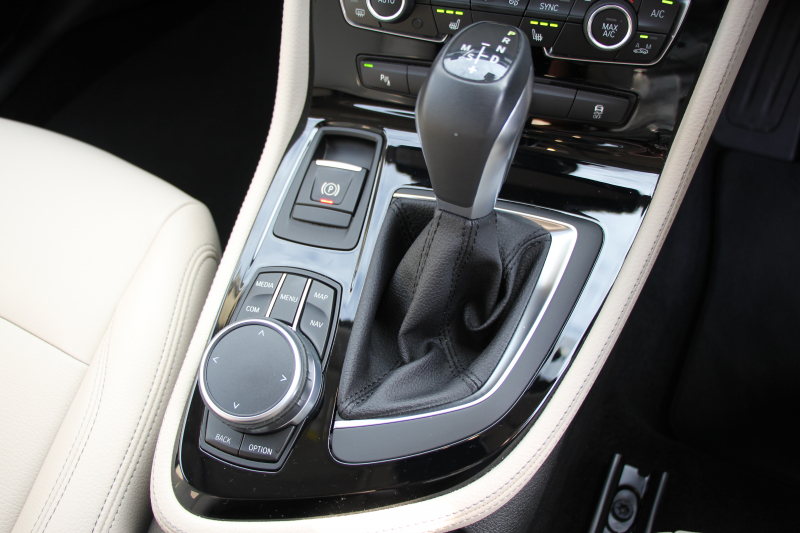 BMW 2シリーズ 218d ｸﾞﾗﾝﾂｱﾗｰ ﾗｸﾞｼﾞｭｱﾘｰ 後期 ﾌｪｲｽﾘﾌﾄ後 3列7人乗 ADｱｸﾃｨﾌﾞｾｰﾌﾃｨ&ｺﾝﾌｫｰﾄP 追従ACC HUD ｵｲｽﾀｰﾚｻﾞｰ 電動ﾄﾗﾝｸ LEDﾍｯﾄﾞﾗｲﾄ ﾀｯﾁ画面HDDﾅﾋﾞﾊﾟｰｷﾝｸﾞｱｼｽﾄ 衝突軽減ﾌﾞﾚｰｷ 車線逸脱警告 歩行者警告 2年保証